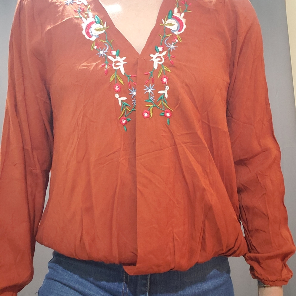 Fall blouse - Picture 1 of 6